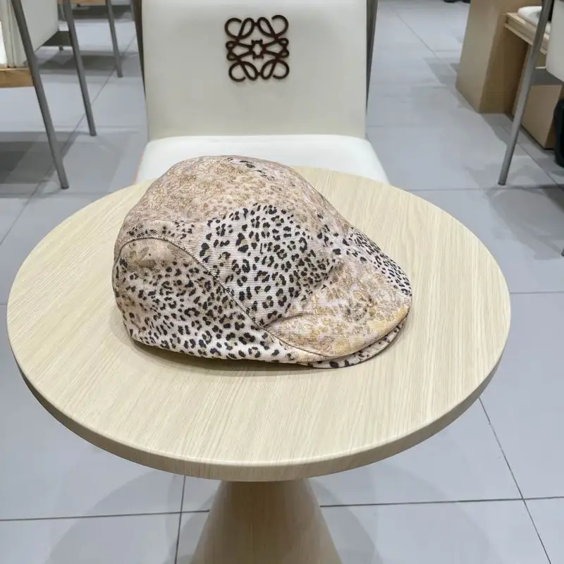 LV beret (7)